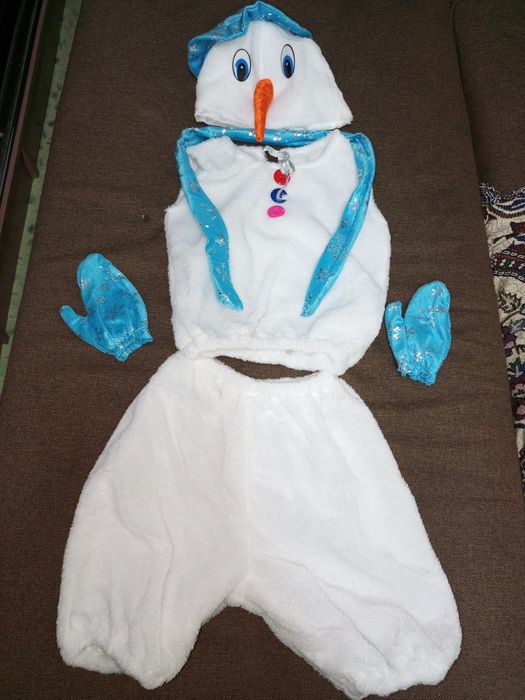 Продам костюм снеговика