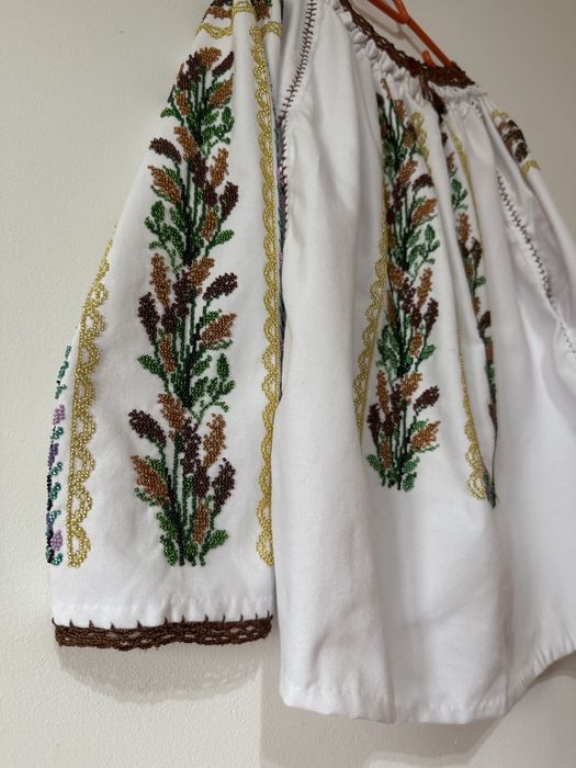 Ie tradițională românească cusută manual – unicat