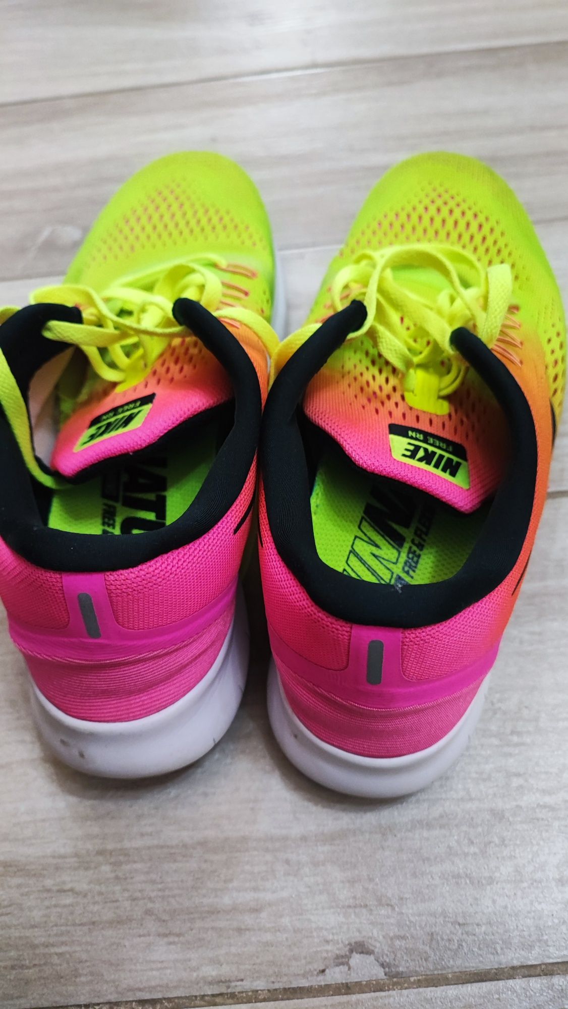 Маратонки Nike Free running 40