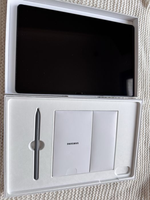 Samsung Galaxy Tab S9 FE+ 128GB ,WI-FI +5 G, ca noua !