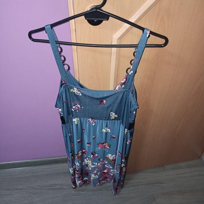 Рокля до коляното