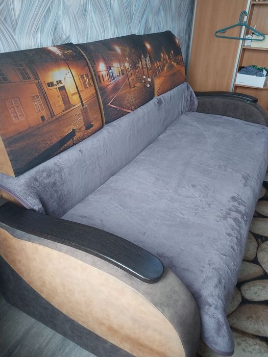 Продам диван хороший