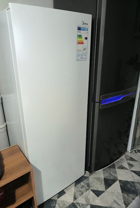 Морозильник Midea