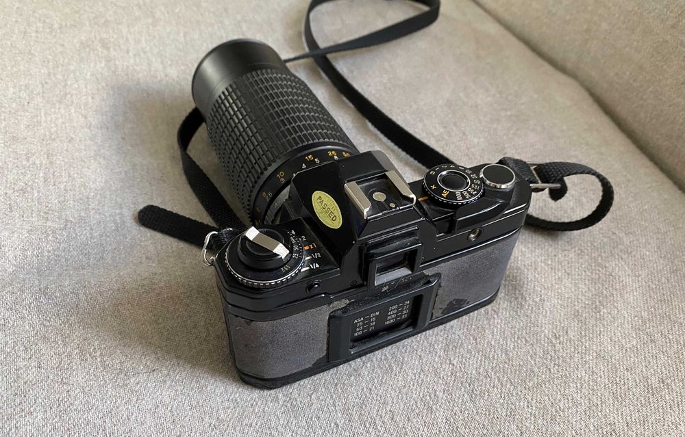 Aparat foto SLR Yashica FX-D + obiectiv Osawa MC 80-205mm f4.5 vintage