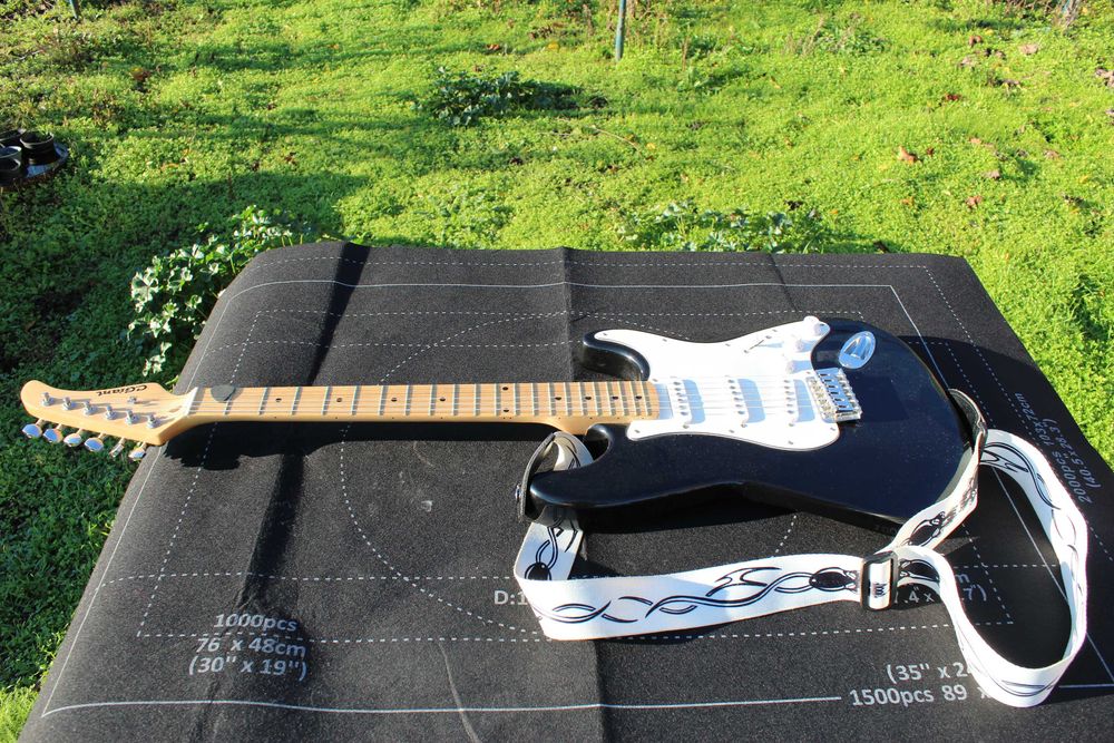 Електрическа китара   „C.Gian“