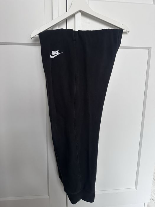 Тениски и долница Nike