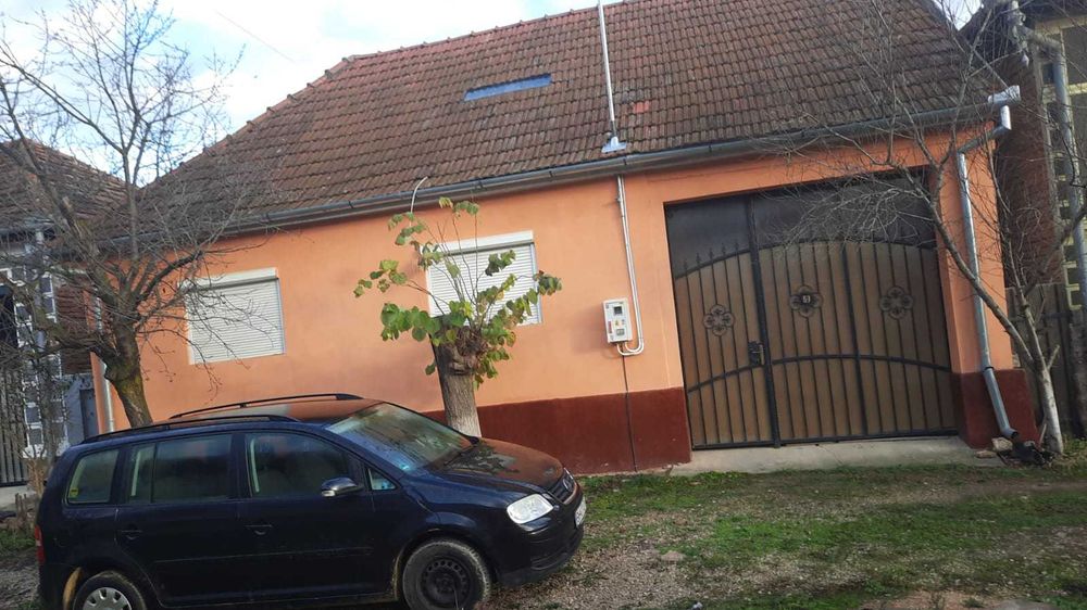 Vand casa la Urvis de Beius n.69