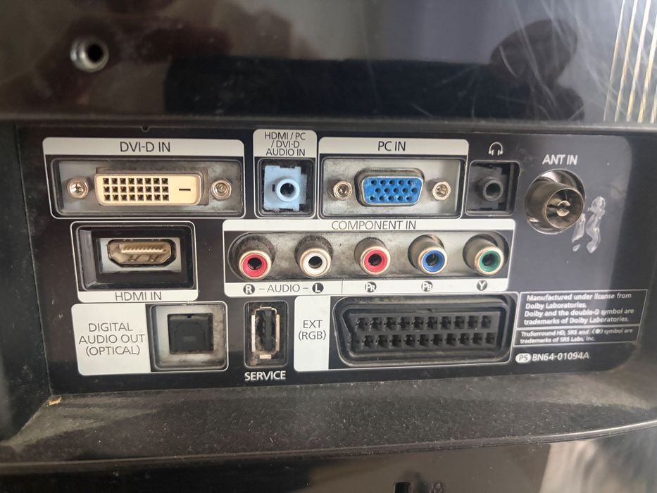 Монитор Samsung T24E390EW и Монитор 22" (55.88 cm) Samsung P2270HD