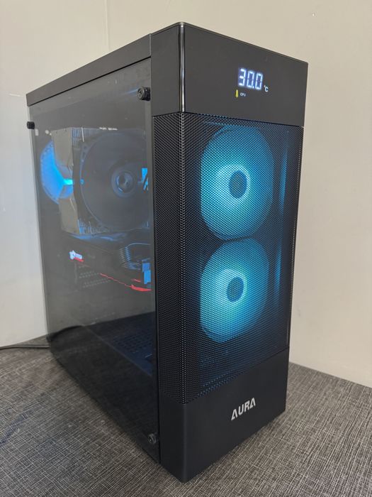 Геймърски компютър Xeon E3-1240 v3, RX580, 32GB