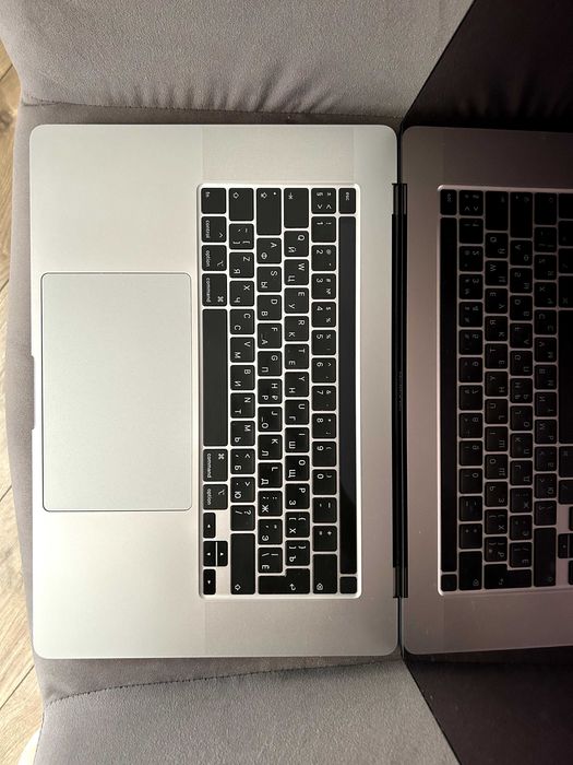MacBook Pro 2019, 16 inch, 16 gb, 512 ssd