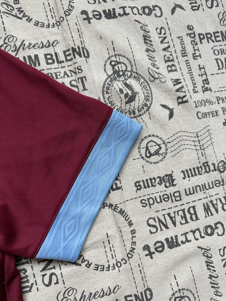 Umbro West Ham original тениска.L