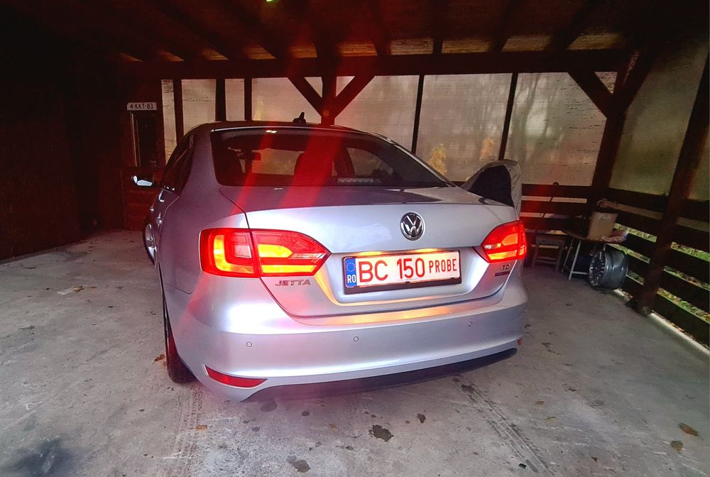 VW JETTA 1.6 TDI , an 2011/ 11, clima/navi/Senzori