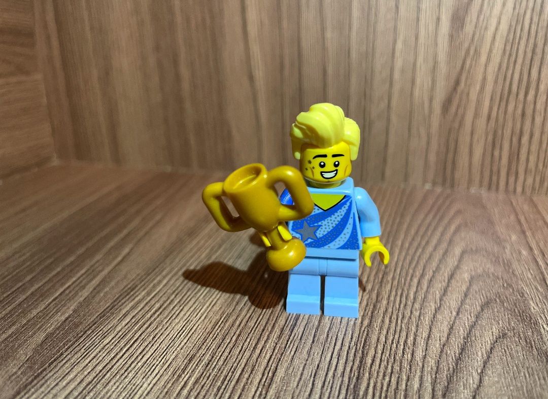 Lego Minifigures Лего минифигурки