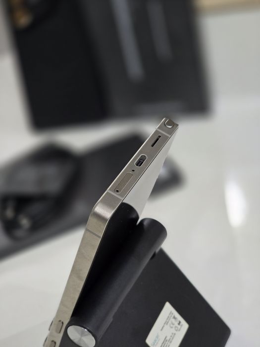 Samsung Galaxy S25 Ultra / 12GB RAM / 256GB / Titanium Black / Ca nou!