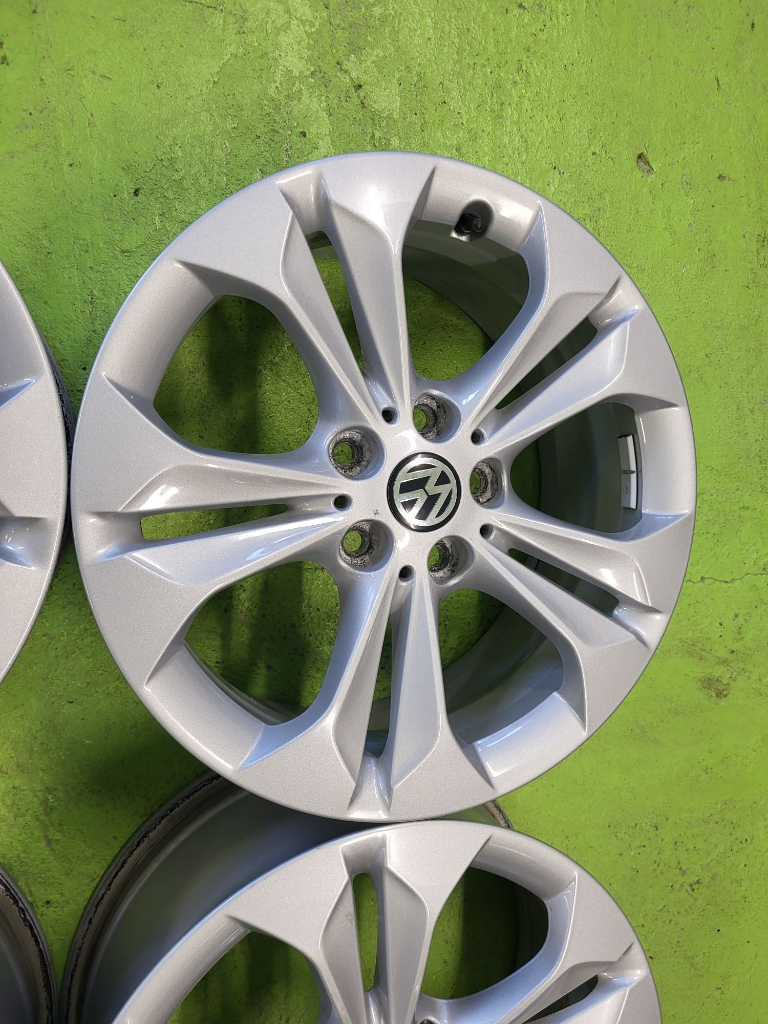 17 5x112 Vw Golf 5 6 7 Touran Caddy 5х112
