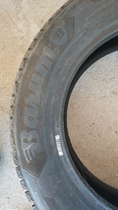 Продавам зимни гуми