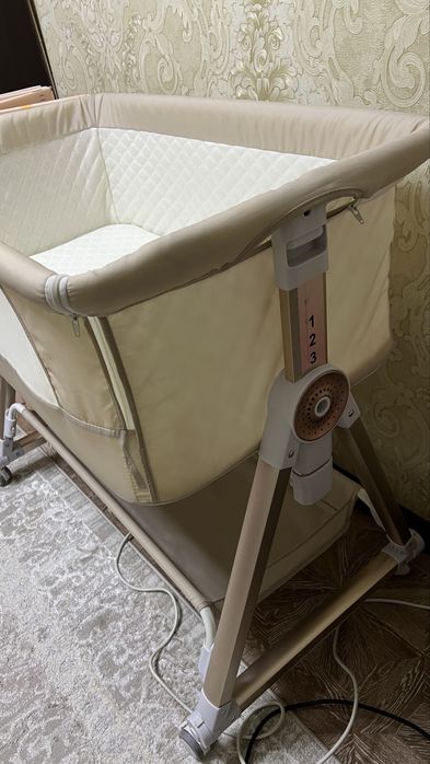 Продам манеж-люльку (б/у, в отличном состоянии)