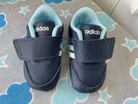 Бебешки обувки Adidas