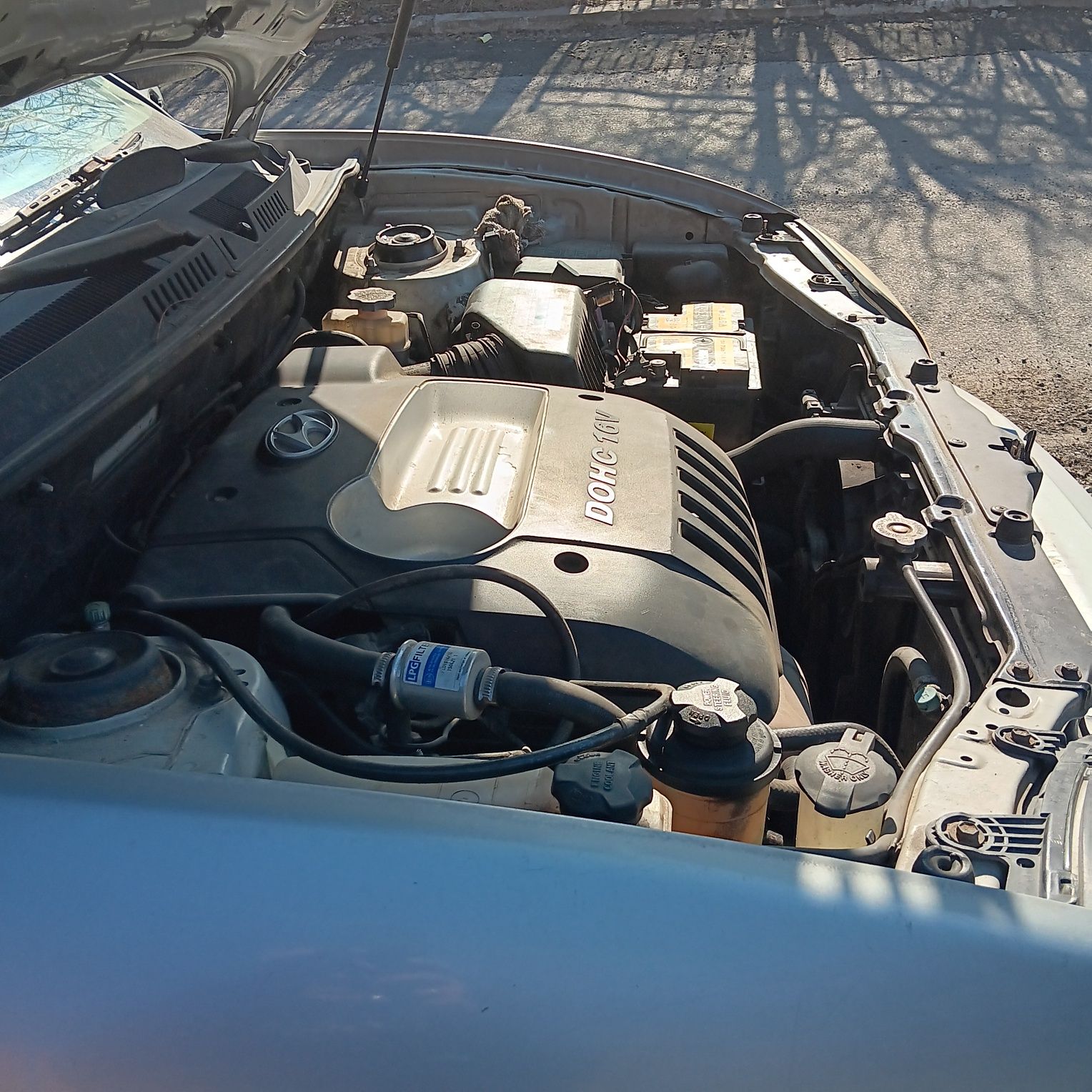 Хюндай Санта фе в отлично състоян 4×4