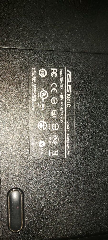 Laptop Asus K61IC defect dezmembrez+incarcator Asus