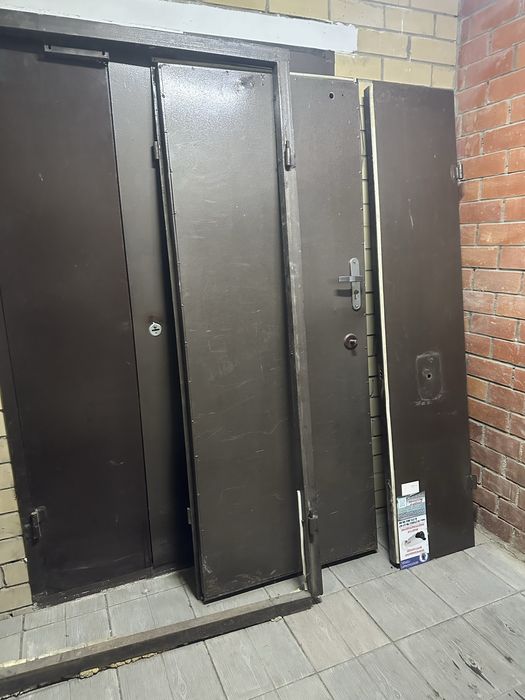 Дверь металлическая