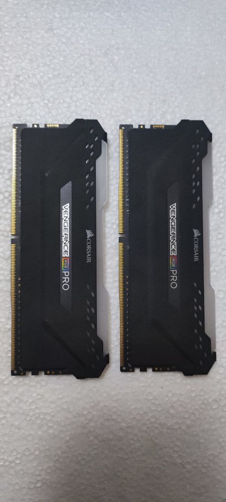 Corsair Vengeance RGB Pro 16GB 2×8GB DDR4 3600MHz CL18 Black