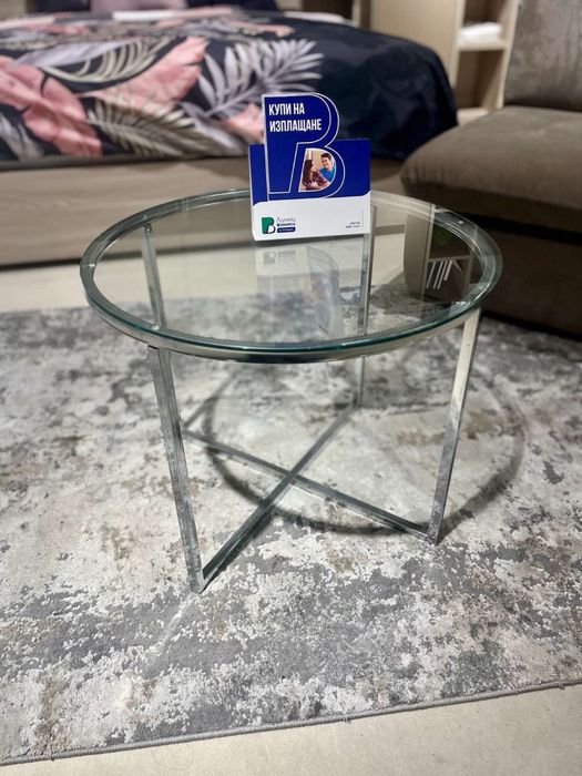 Стъклена холна масичка