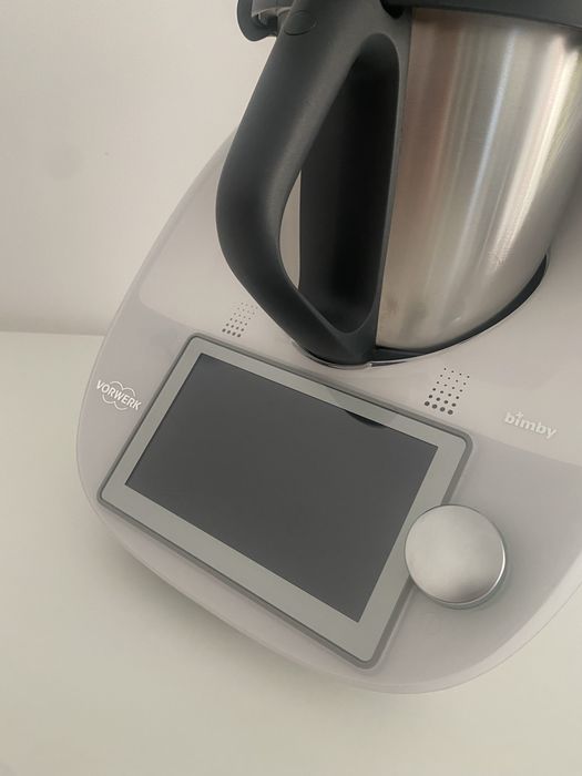 Thermomix folosit de 5 ori cu toate accesoriile si cadouri