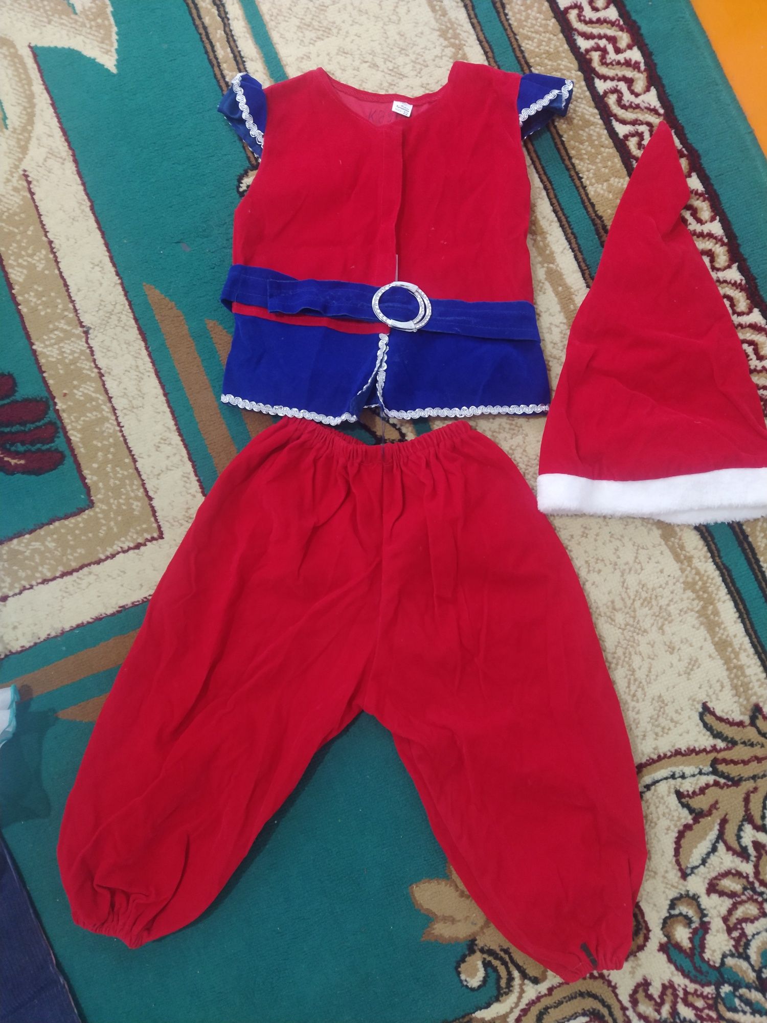 Жаңа жылдық көйлек, гномик костюмы 3-4 жас