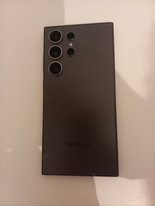 Продам самсунг s24 ултра  350тыс