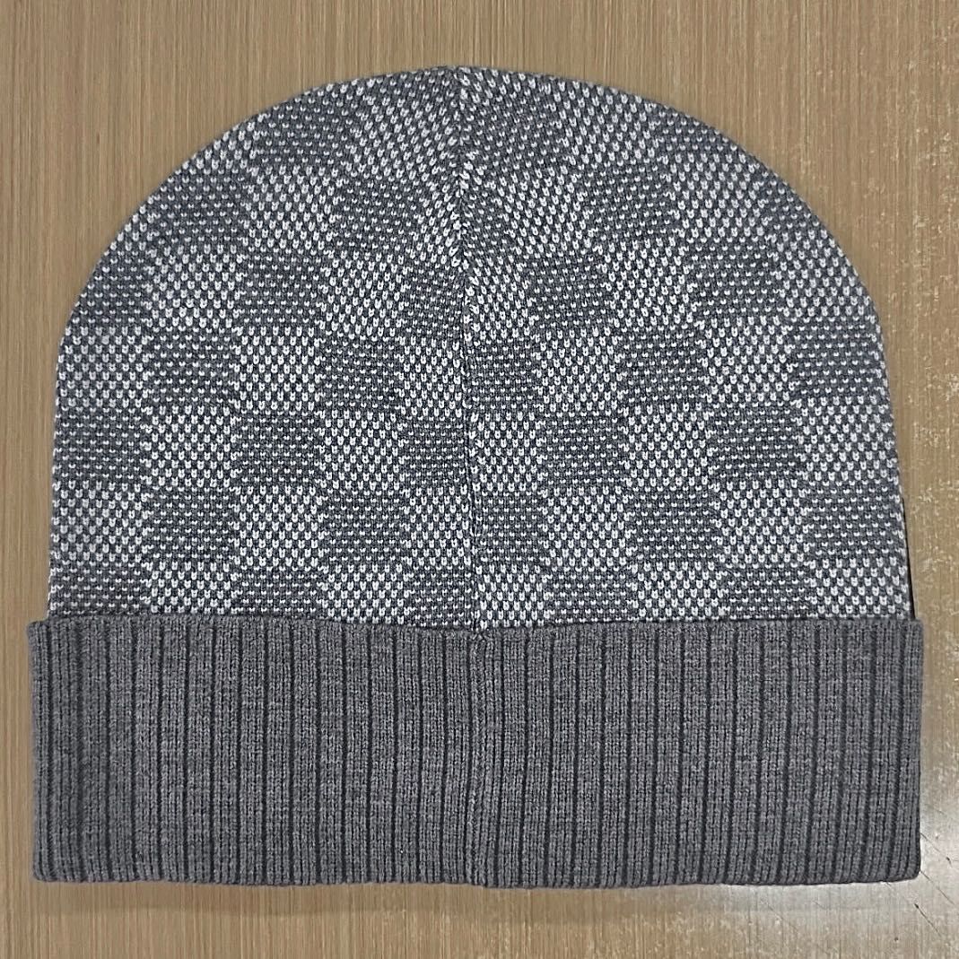 beanie/caciula Louis Vuiton gri