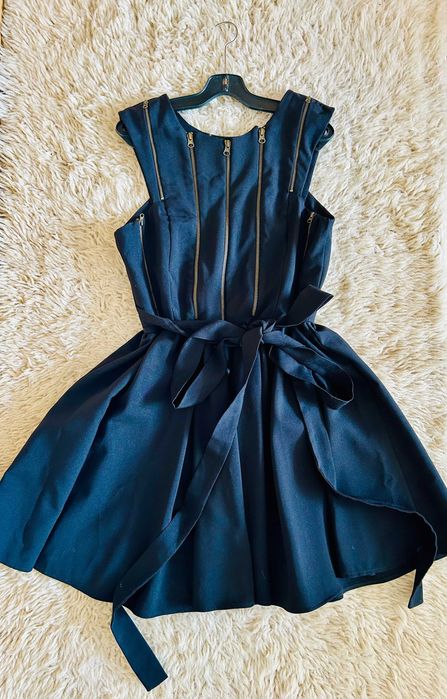 Елегантна черна рокля Megz