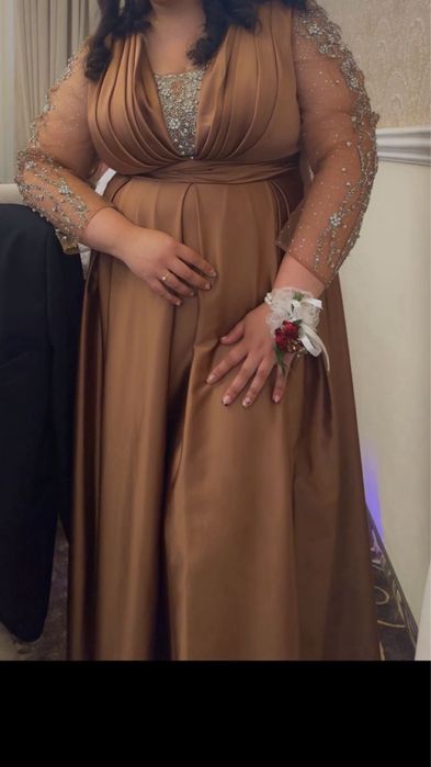 Vand rochie marima 52
