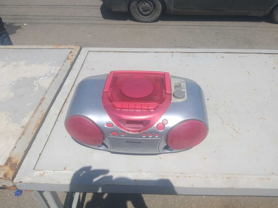 vand radio casetofon Panasonic rx -D12