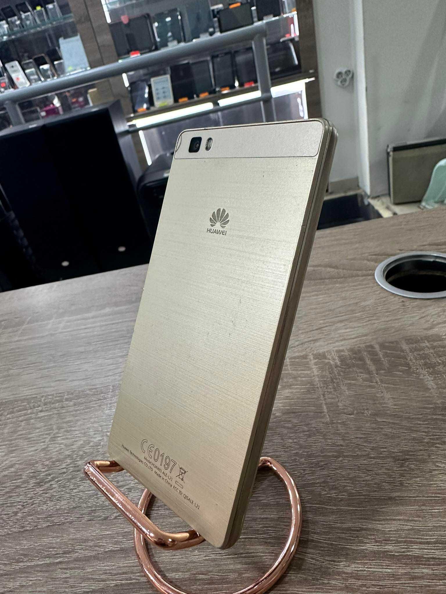 Продавам Телефон Huawei P8 lite Gold