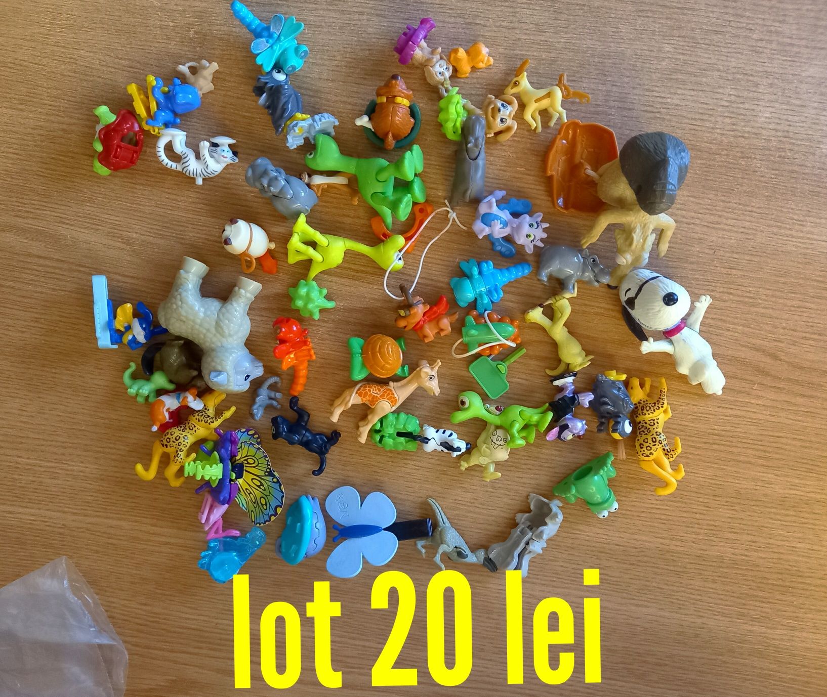 Jucarii kinder lot 20 lei