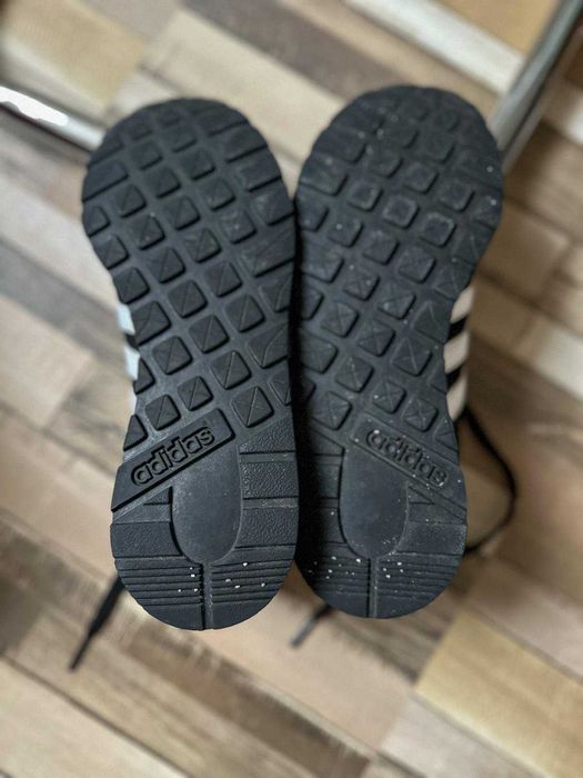 Маратонки Adidas