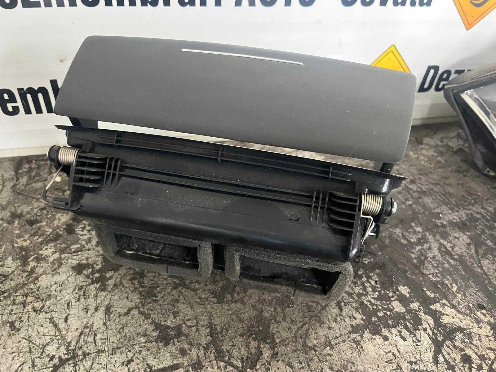 Grila ventilatie bord centru CU MINITORPEDOU Skoda Octavia 2 facelift
