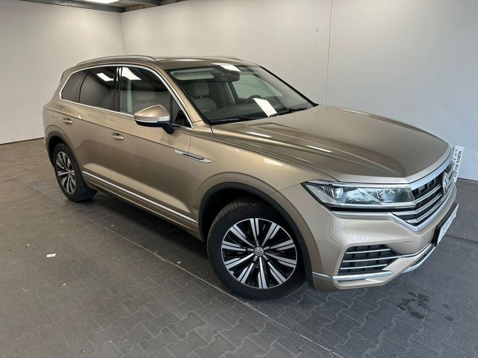 Volkswagen Touareg istoric complet VW, TVA deductibil, culoare deosebita