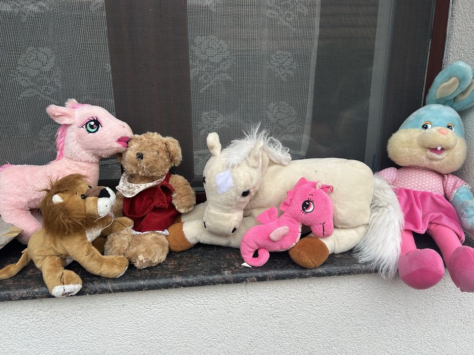 Plusuri diferite dimensiuni