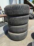 set 4 anvelope M+S-iarna 205-55-17 Bridgestone