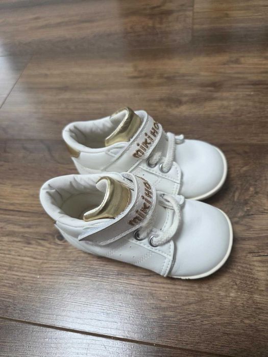 Детски обувки Miki House, Бяло и златно, размер 13 UK