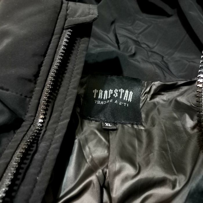 Демисезоная куртка trapstar