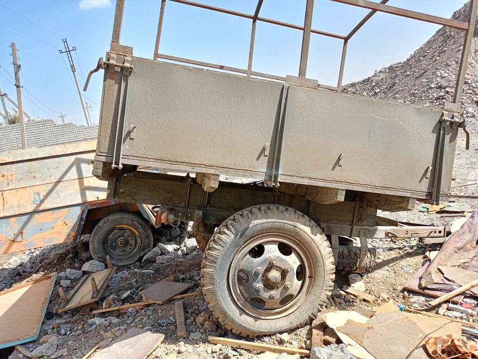 Прицеп новый состояние идеальное