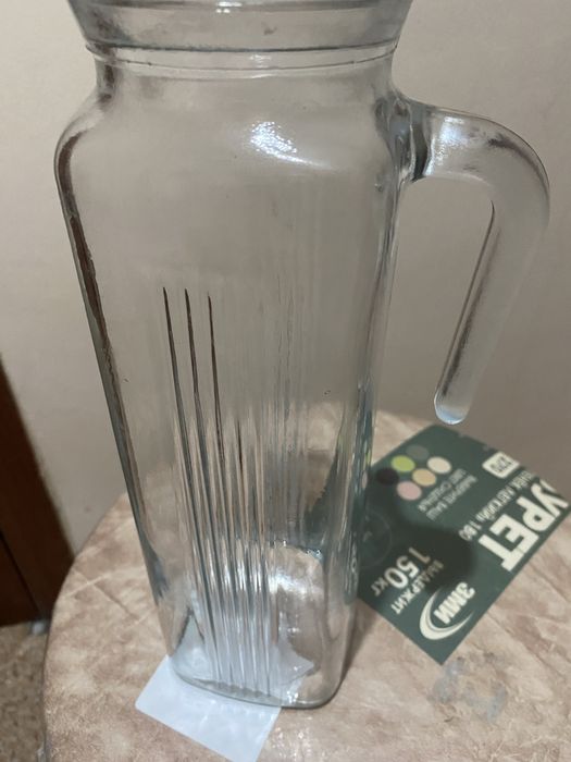 Графин  продам  отличном  состояний .