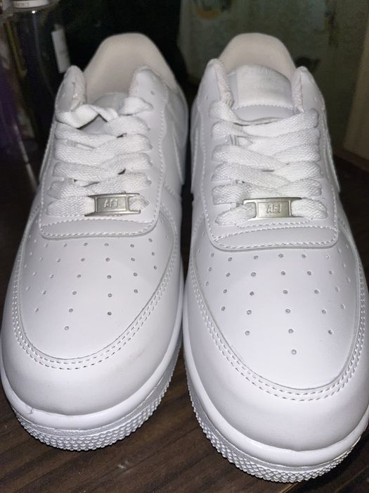 Кроссовки Nike новые