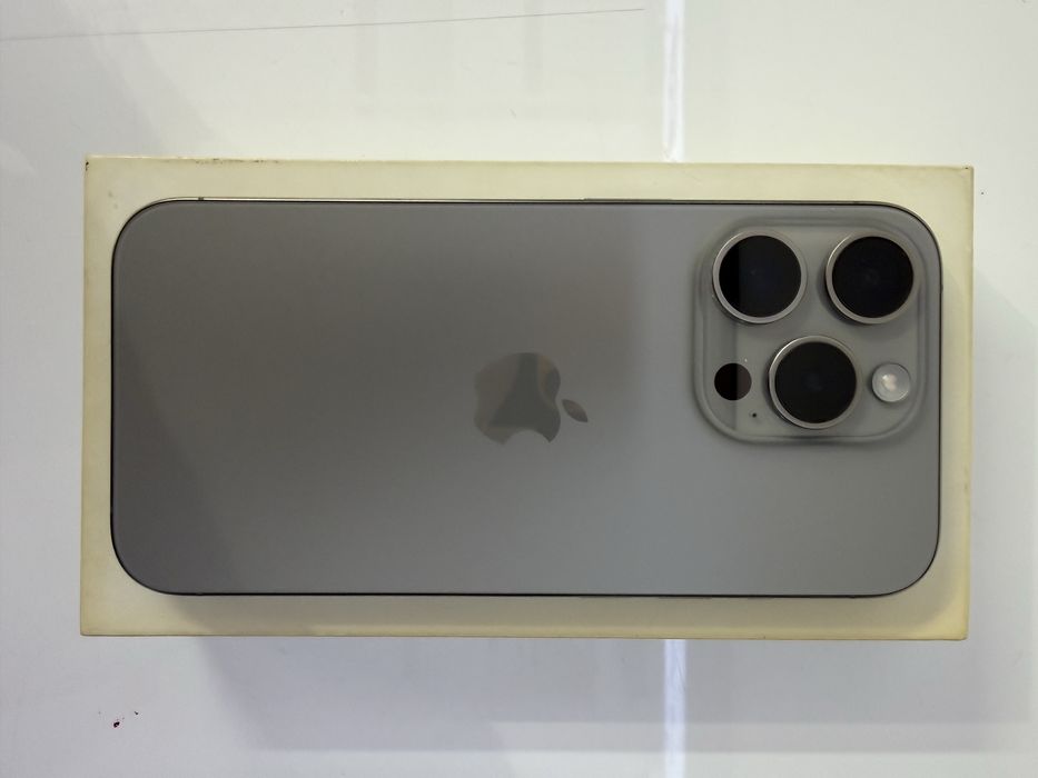 Iphone 15 Pro 128GB. Natural Titanium, Sim Card