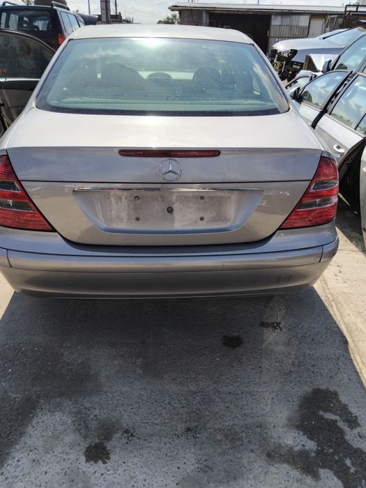 Bara spate,usi,aripi,mercedes e211