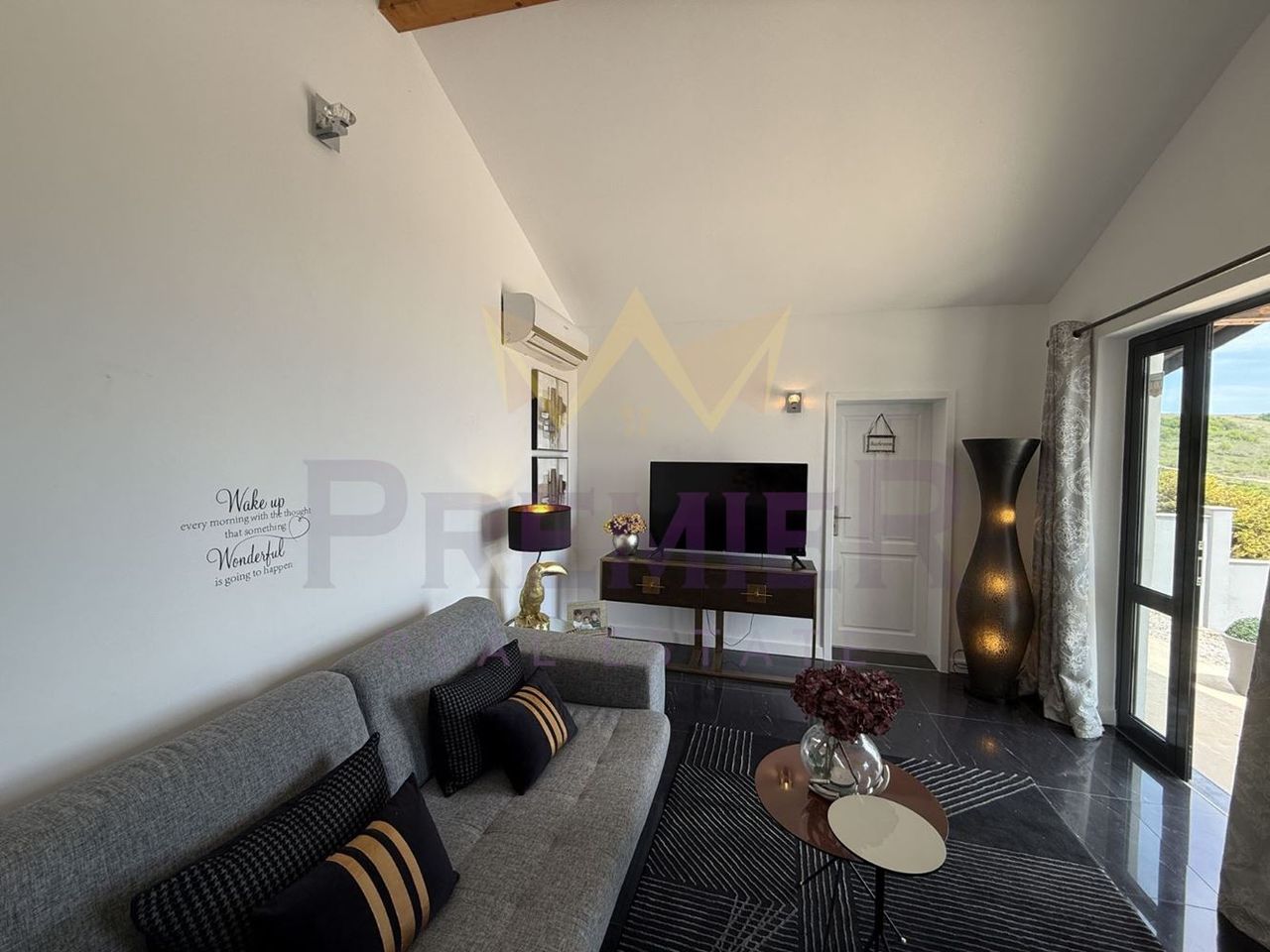 Продава се Къща в Балчик - 140 кв.м за 2143 €/кв.м - Снимка #4
