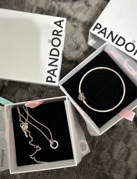 Продаётся оригинал Pandora привезен с Парижа